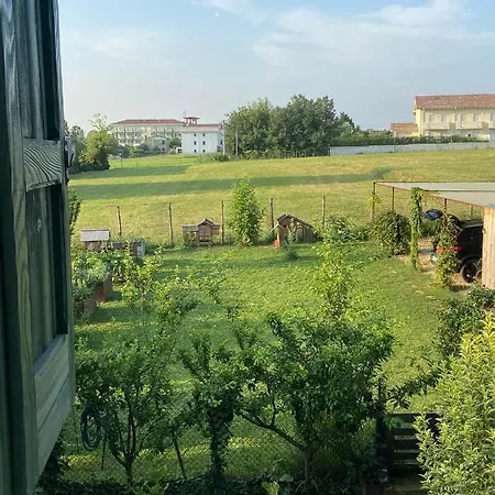 Casa Porto Vecchio 佩斯基耶拉德加达